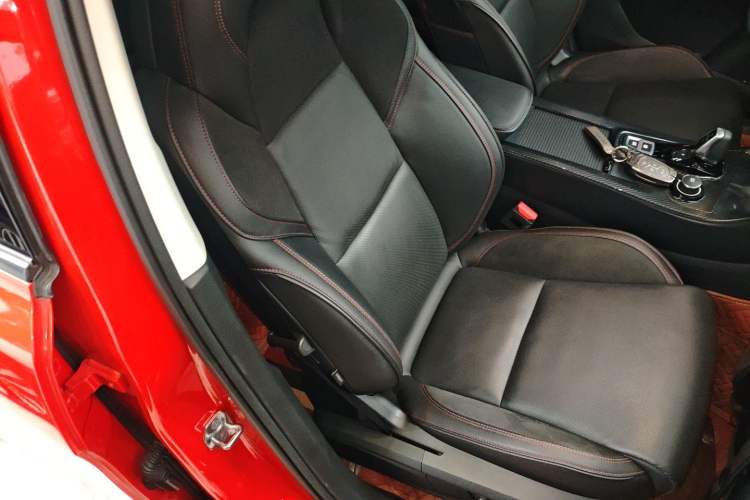 Used Lynk & Co 01 2019 2.0T Four-Wheel Drive Genie Pro Version China VI Standard