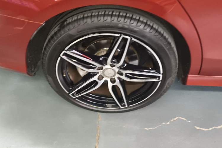 Used Mercedes-Benz E-Class 2017 E 200 Sport 4MATIC
