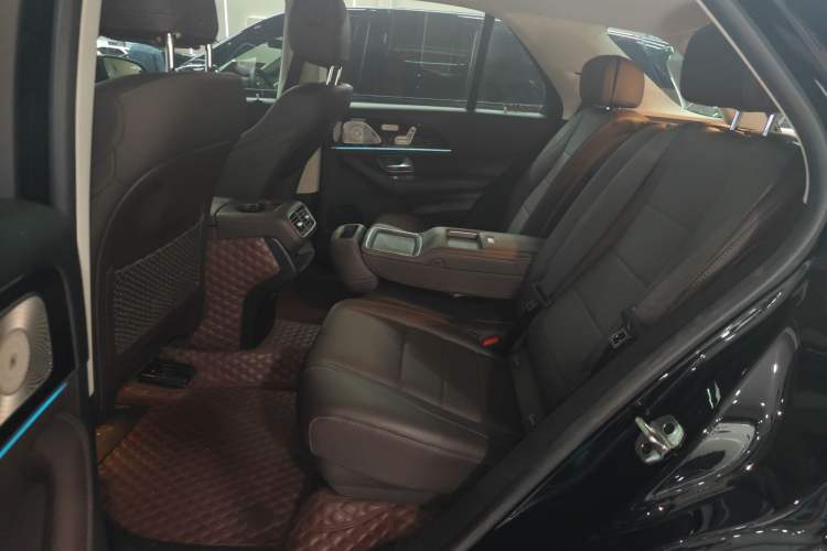 Used Mercedes-Benz GLE 2023 GLE 350 4MATIC Stylish Model
