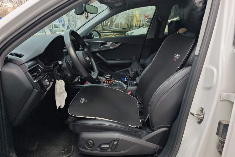 Used Audi A4L 2022 40 TFSI Luxury Dynamic Model