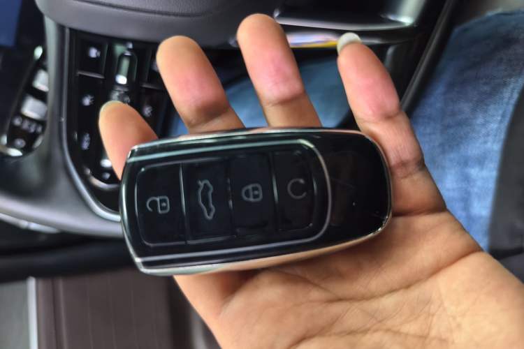 Used Chery Tiggo 8 PRO 2022 290T Two-Wheel Drive Haohan Edition 5 Seats
