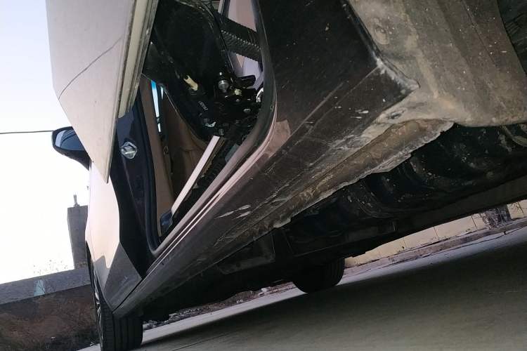 Used Buick GL8 2021 ES Landtrek 653T Luxury Model
