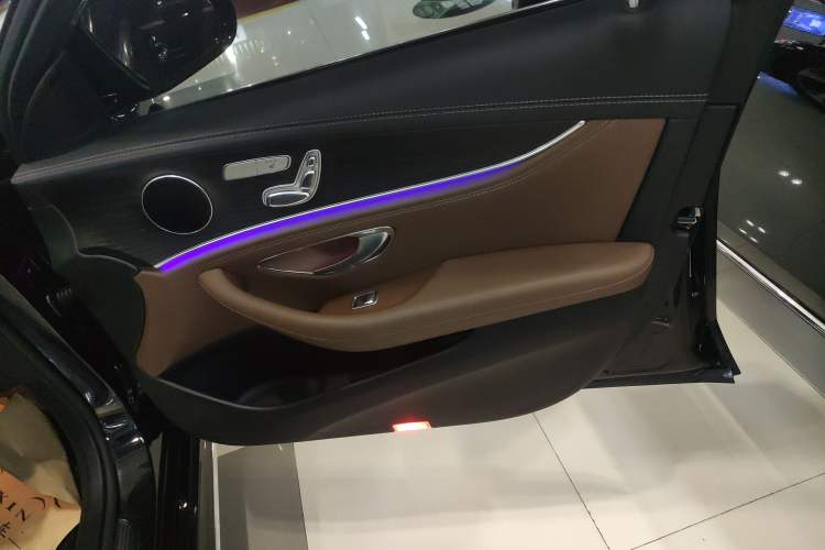 Used Mercedes-Benz E-Class 2019 E 260 L Sport 4MATIC
