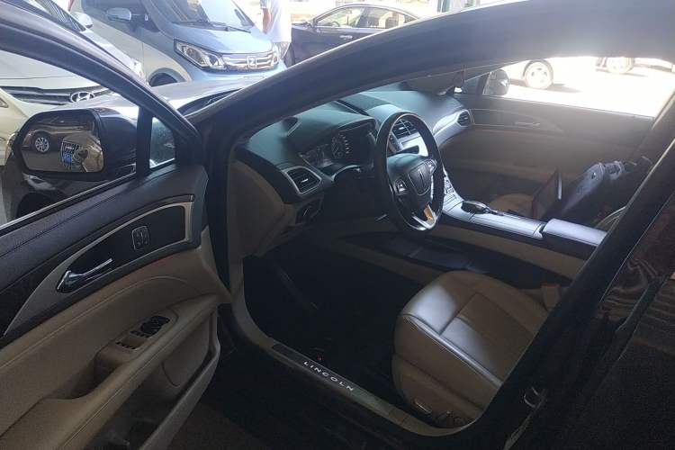 Used Lincoln MKZ 2019 2.0T Luxury Edition China VI
