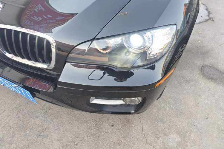 Used BMW X6 2014 xDrive35i five-seater
