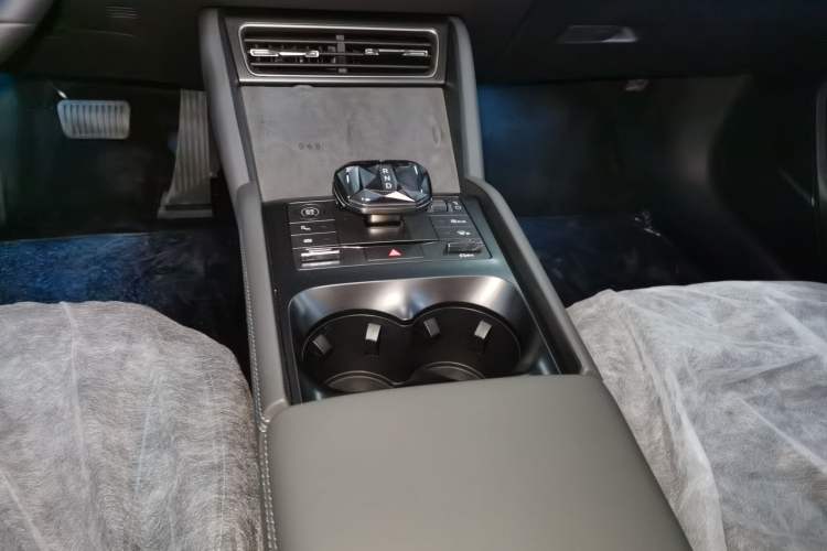 Used BYD Qin L 2024 DM-i 120KM Excellence Model
