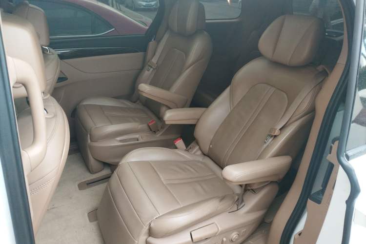 Used Buick GL8 2017 ES 28T Flagship Model China V Standard