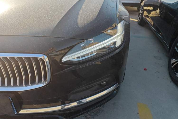 Used Volvo S90 2021 B5 Zhiyi Luxury Edition
