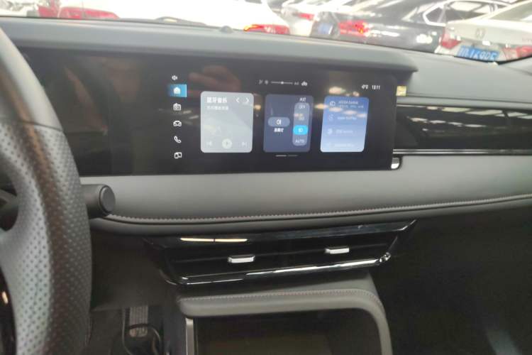 Used Roewe i5 2023 1.5L Manual Comfort Edition
