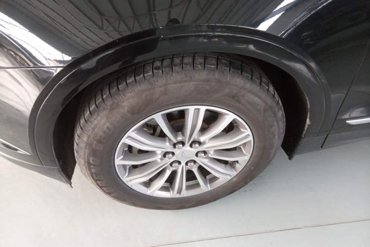 Used Cadillac XT5 2018 25T Luxury Model