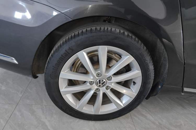 Used Volkswagen Magotan 2013 2.0 TSI Prestige Model
