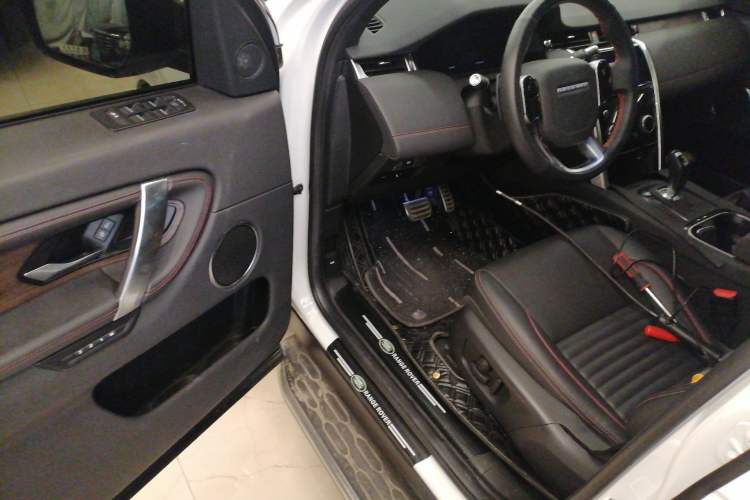 Used Land Rover Discovery Sport 2020 249 PS R-Dynamic Performance Tech Edition 7 Seats
