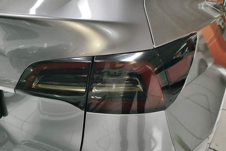 Used Tesla Model Y 2021 Standard Range Rear-Wheel Drive Version
