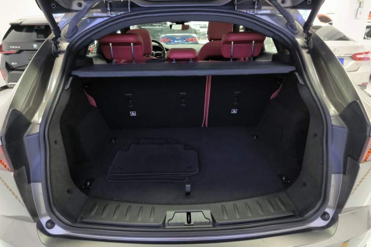 Used Jaguar E-PACE 2024 All-New R-DYNAMIC S Sport Edition
