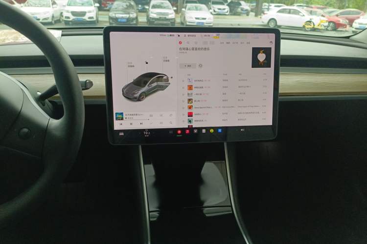 Used Tesla Model 3 2019 Long-Range Rear-Wheel-Drive Version