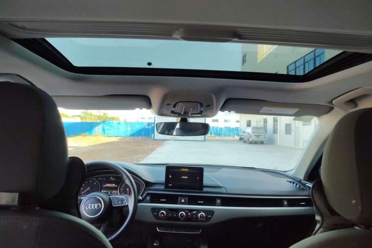 Used Audi A4L 2018 30th Anniversary Edition 40 TFSI Trendy Model
