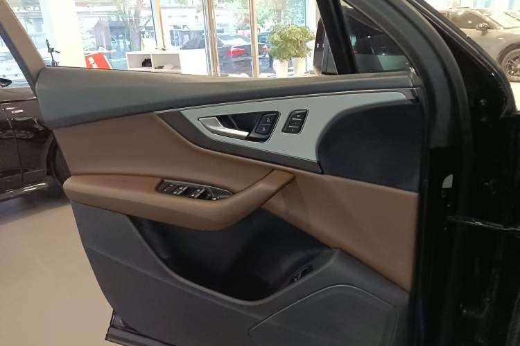 Used Audi Q7 2018 45 TFSI Technology Edition