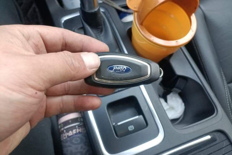 Used Ford Kuga 2017 EcoBoost 180 Two-Wheel-Drive Luxury Wing Edition
