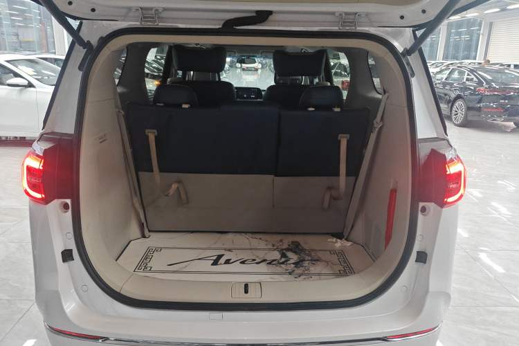 Used Buick GL8 2022 ES Landtrek 653T Comfort Edition
