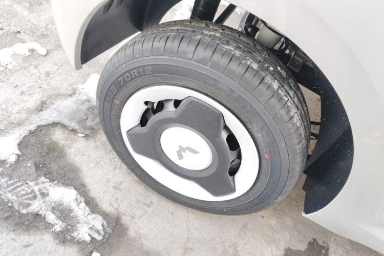 Used Wuling Hongguang MINIEV 2024 3rd Generation 215km Youth Edition
