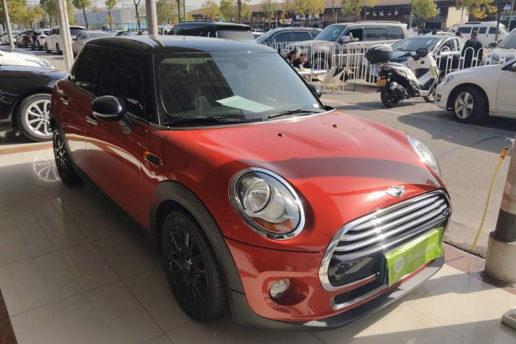 Used  MINI 2016 1.5T COOPER Five-Door Edition
