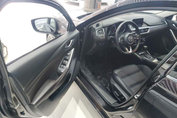 Used Mazda Atenza 2018 2.0L Blue Sky Luxury Edition China VI Standard