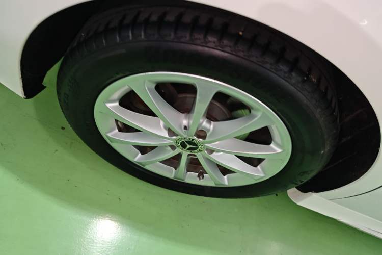 Used Mercedes-Benz A-Class 2020 Restyled A 200 L Sport Sedan Fashion Version
