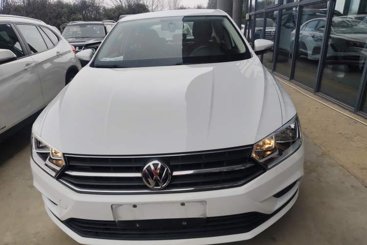 Used Volkswagen Bora 2017 1.6L Automatic Fashion Model