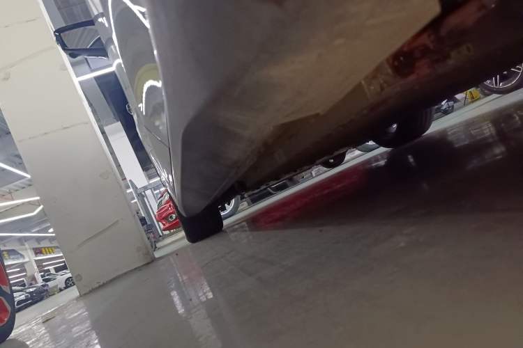 Used  SL03 2023 200Max Range-Extended Version
