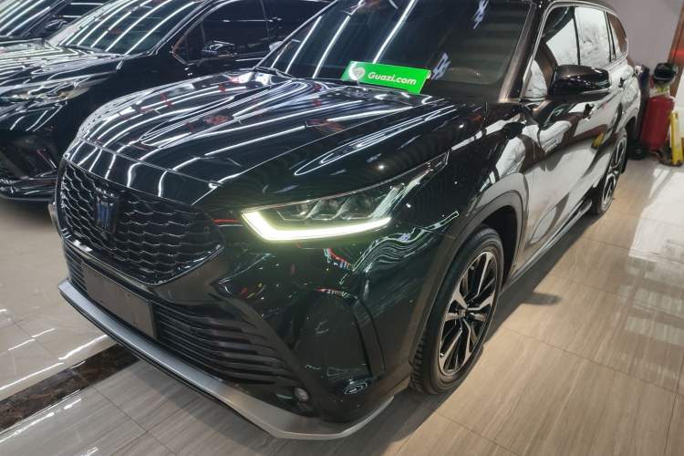 Used Toyota Crown Land Cruiser 2021 2.5L HEV Four-Wheel Drive Flagship Edition
