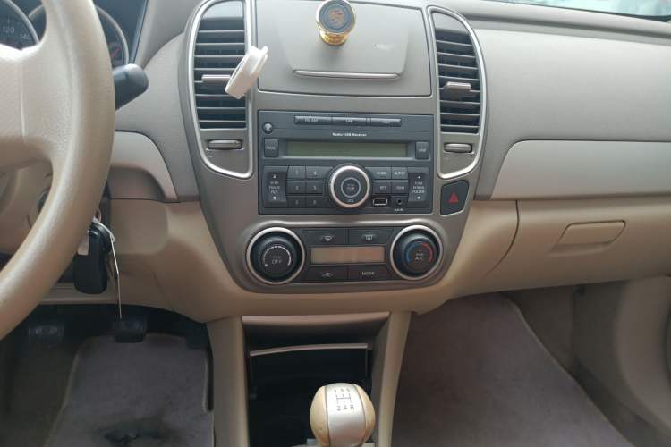 Used Nissan Sylphy 2016 Classic 1.6XE Manual Comfort Edition
