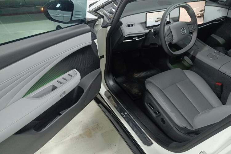 Used Nissan N7 2025 510 Max
