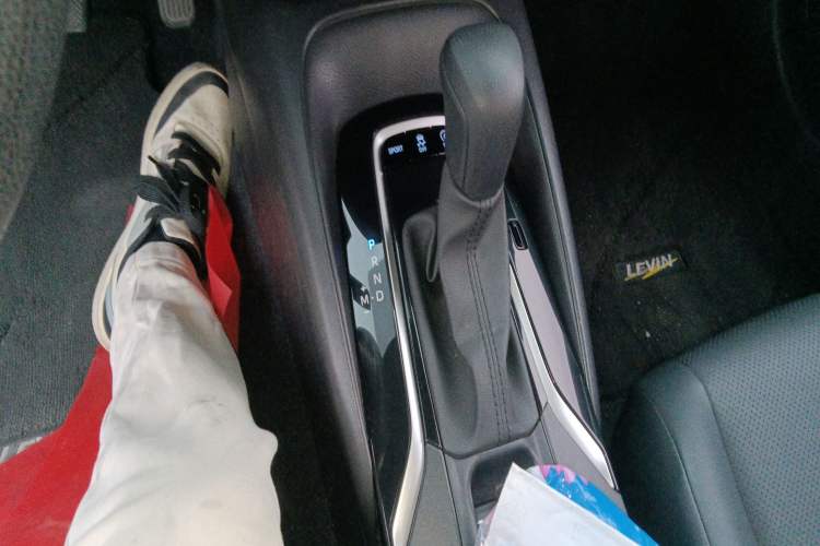 Used Toyota Levin 2021 185T CVT Luxury Edition
