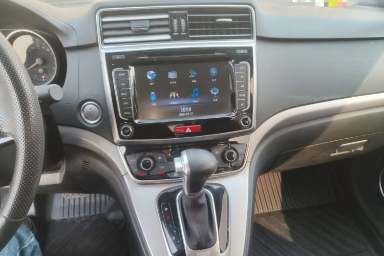 Used Haval M6 2017 1.5T Automatic Two-Wheel Drive Elite Model
