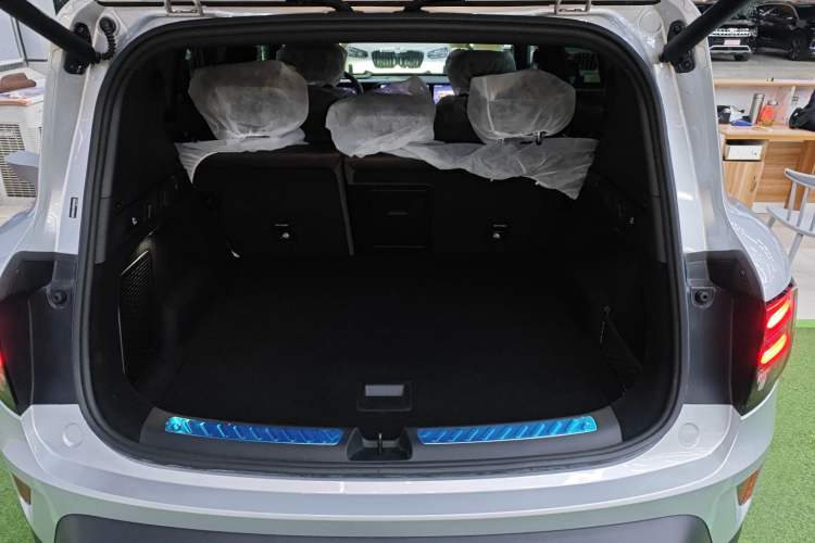 Used  #5 2024 Long-Range Journey Luxury Edition