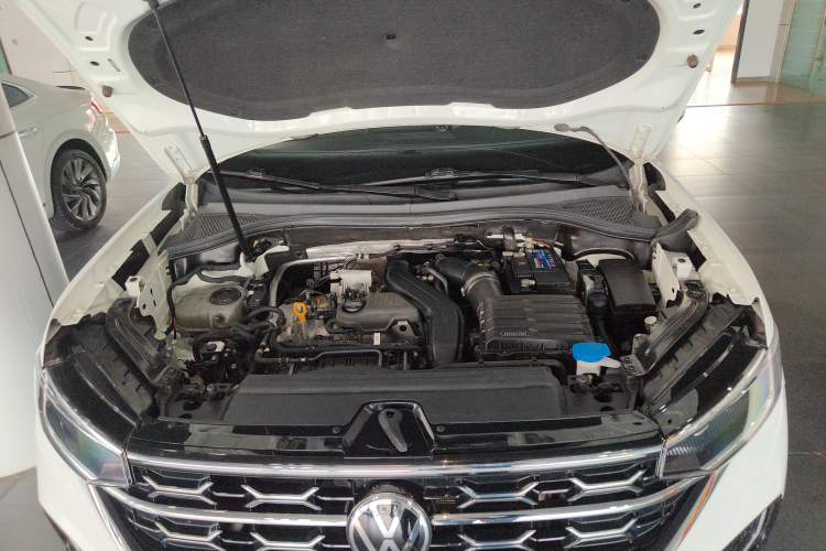 Used Volkswagen Tayron 2023 300TSI Two-Wheel-Drive Luxury Plus Advanced Edition
