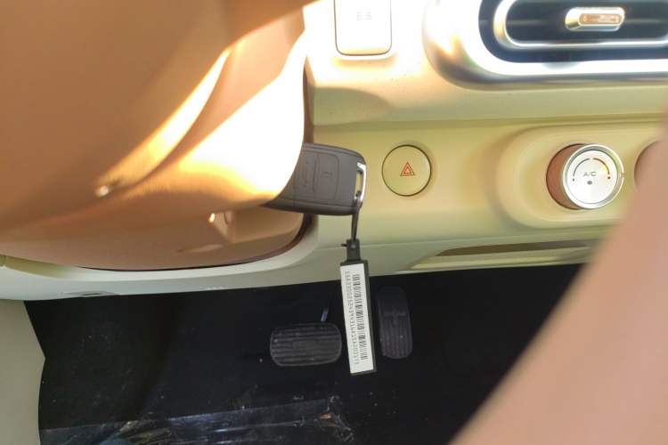 Used Wuling Hongguang MINIEV 2024 3rd Generation 215km Youth Edition