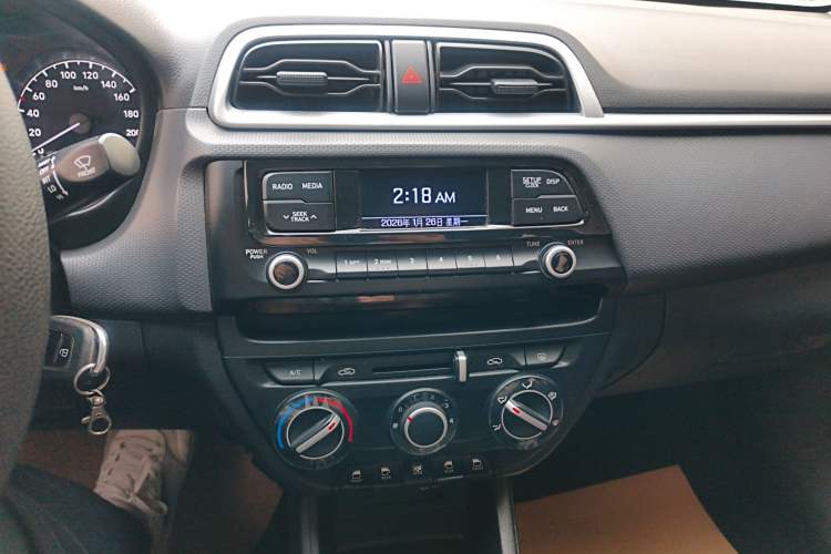 Used Hyundai Verna 2017 1.4L Automatic YueXiang Edition China V-standard