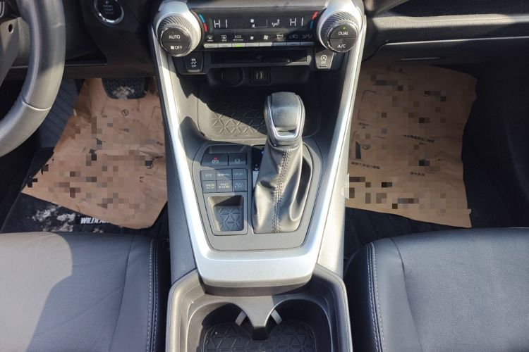 Used Toyota Wildlander 2023 2.0L CVT Four-Wheel Drive Luxury PLUS Edition
