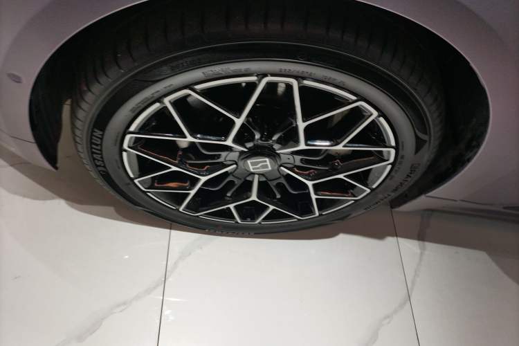 Used Zeekr 001 2024 WE Edition 95 kWh All-Wheel Drive
