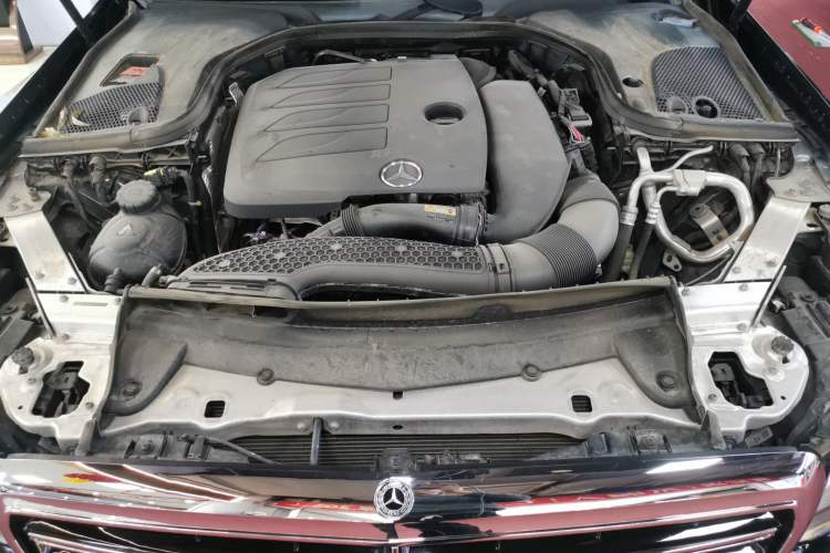 Used Mercedes-Benz E-Class 2020 Restyled E 300 L Sporty and Stylish Edition
