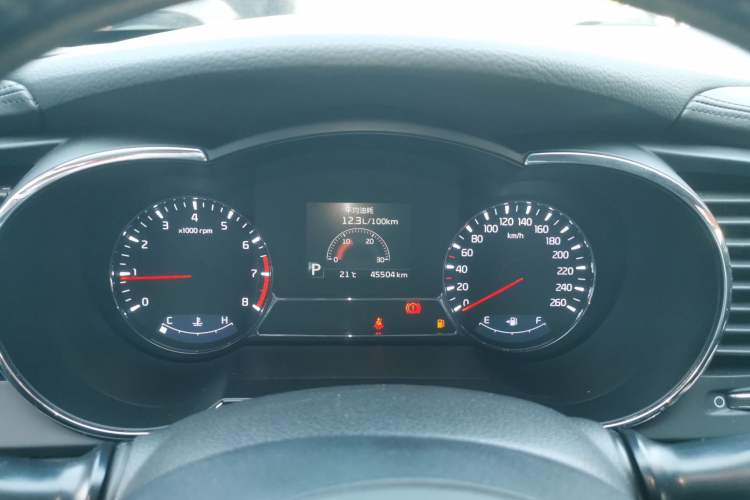 Used Kia K5 2015 2.0L Automatic LUX