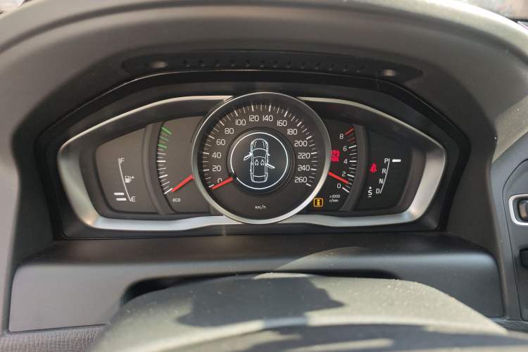 Used Volvo XC60 2016 T5 Smart Upgrade Model