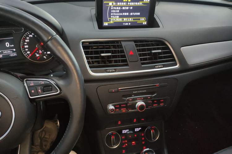 Used Audi Q3 2016 35 TFSI Fashion Model
