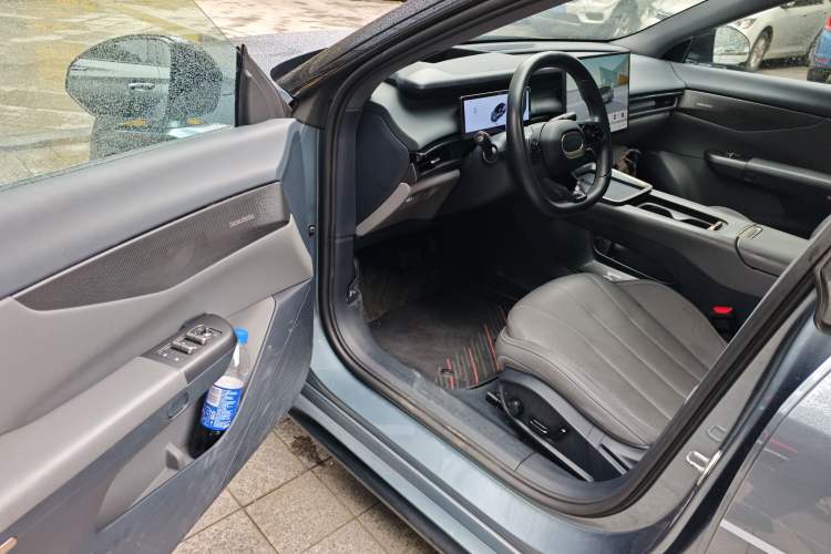 Used Lynk & Co 07 2024 EM-P 126 Long-Range Ultra
