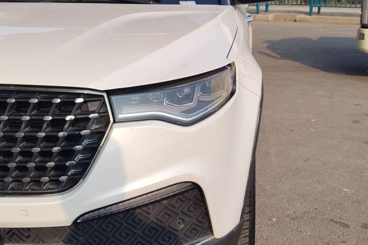 Used Zotye T700 2017 1.8T Dual-Clutch Luxury Model