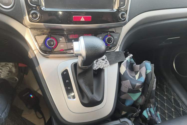 Used Haval M6 2018 Revised Version 1.5T DCT Two-Wheel Drive Elite Edition
