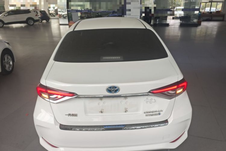 Used Toyota Corolla 2021 Dual-Motor 1.8L E-CVT Elite Edition
