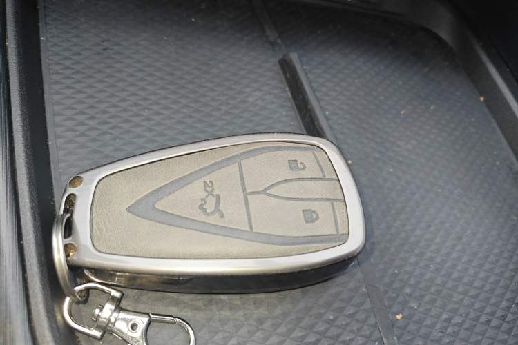 Used Changan UNI-T 2020 1.5T Prestige Version
