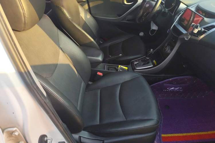 Used Hyundai Elantra 2015 1.6L Automatic Luxury Model